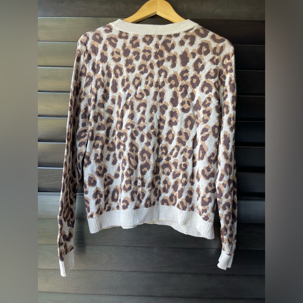 A New Day Womens Animal Print Sweater Size XL Warm Soft Cozy Pullover - Picture 2 of 5